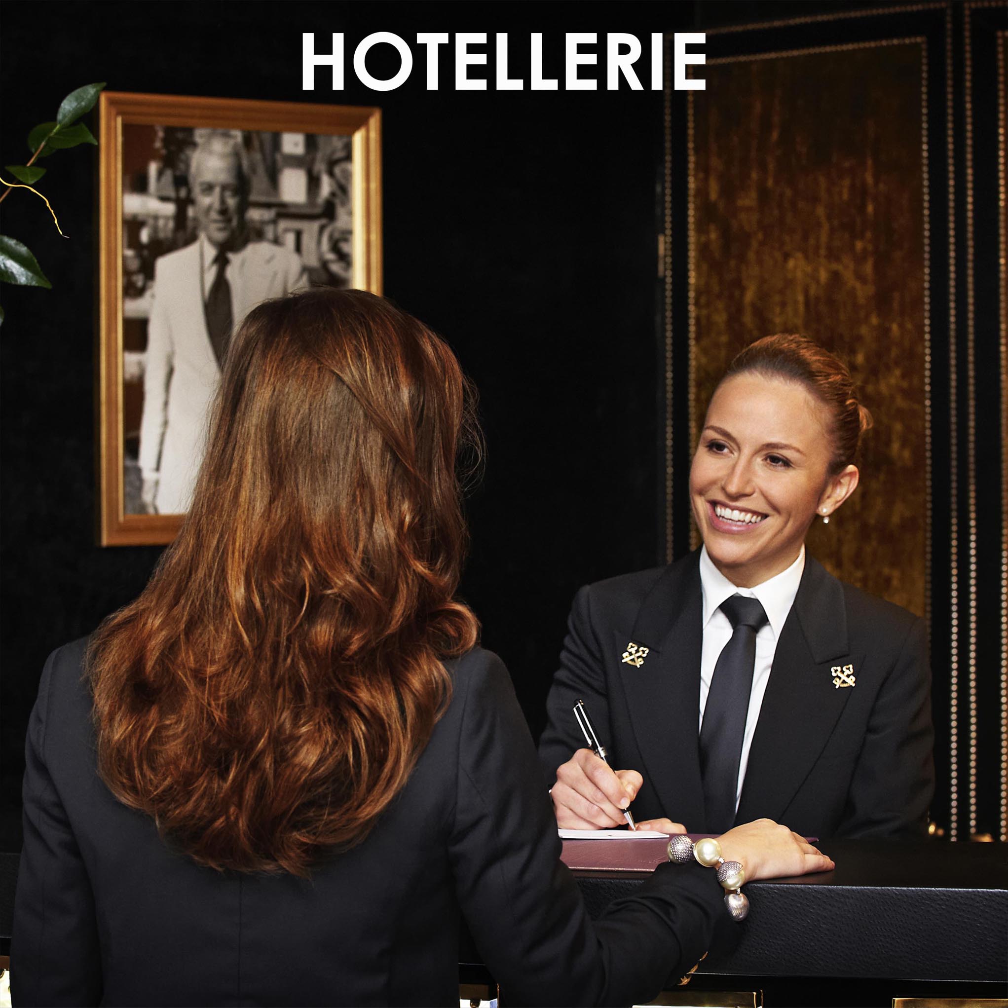 miroir-tv-hotellerie-haut-de-gamme Miroir TV connecté pour chambre d'hôtel de luxe avec composants professionnels sans ventilation